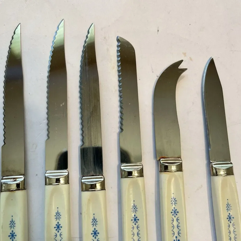 Caravelle Regent Sheffield 10 Pc Knives Blue Snowflake Starburst Pattern